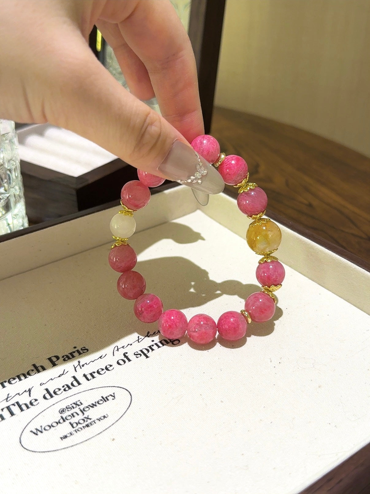 ▫️▪️ Rose stone yellow gum flower white moonlight bracelet